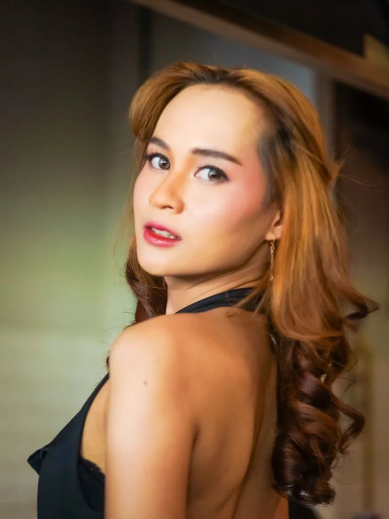 Pictured is Fah Srisai (ฟ้า ศรีใส)